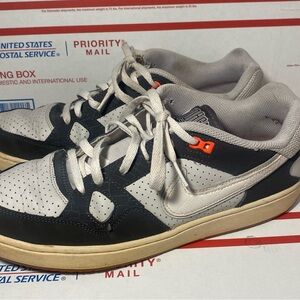 Nike Son of Force 616775-010 Men’s Size 11 White Grey Low Top Sneakers 2014